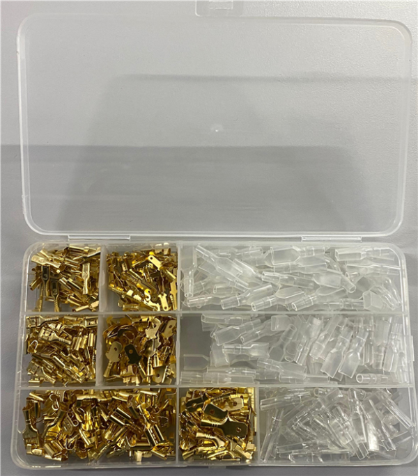 KIT TERMINALES C/AISLANTES 450PCS ECHILIBRU